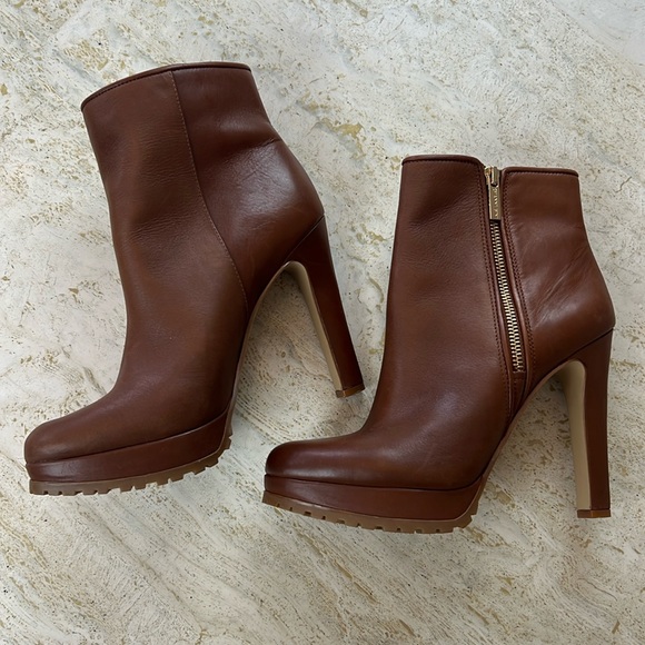 GIANNI BINI brown leather ankle boots women’s size 8 - 4.5 inch heel - Picture 1 of 15
